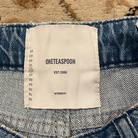 One Teaspoon Shorts - Picture 2 of 4